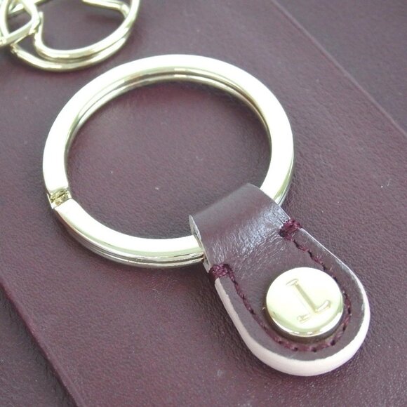 100% Authentic Tod Authentic TOD\'S key holder leather [Used]